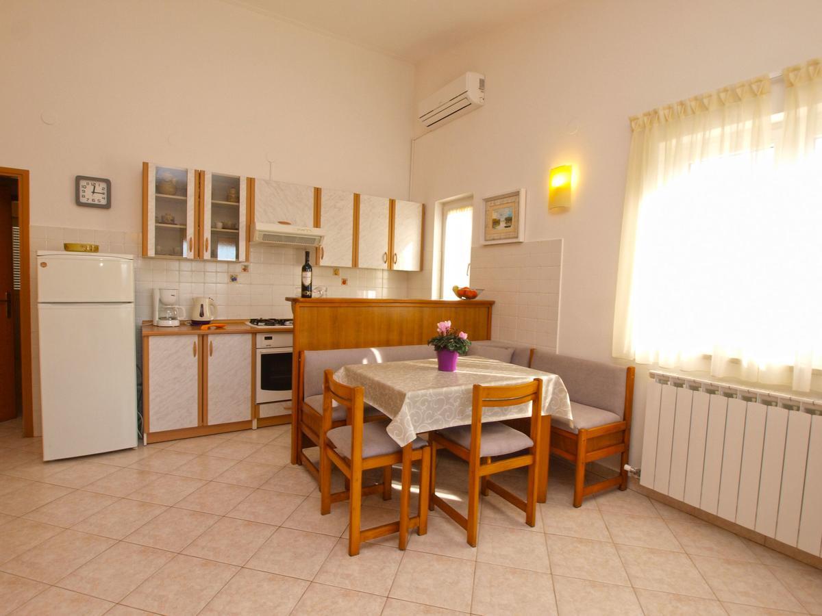 Apartments Iva 1534 PUY 외부 사진