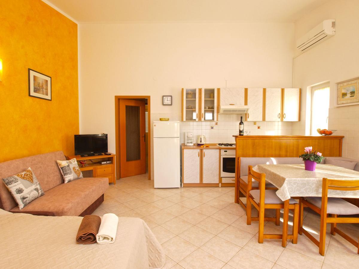 Apartments Iva 1534 PUY 외부 사진