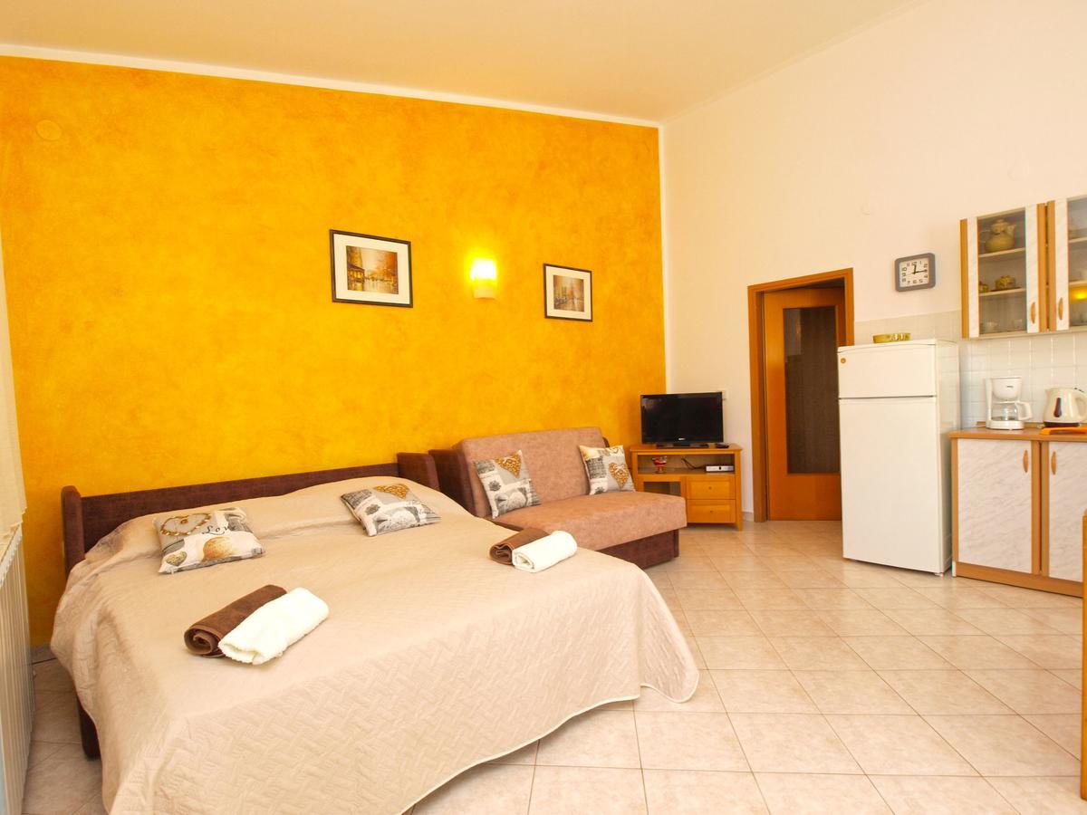 Apartments Iva 1534 PUY 외부 사진