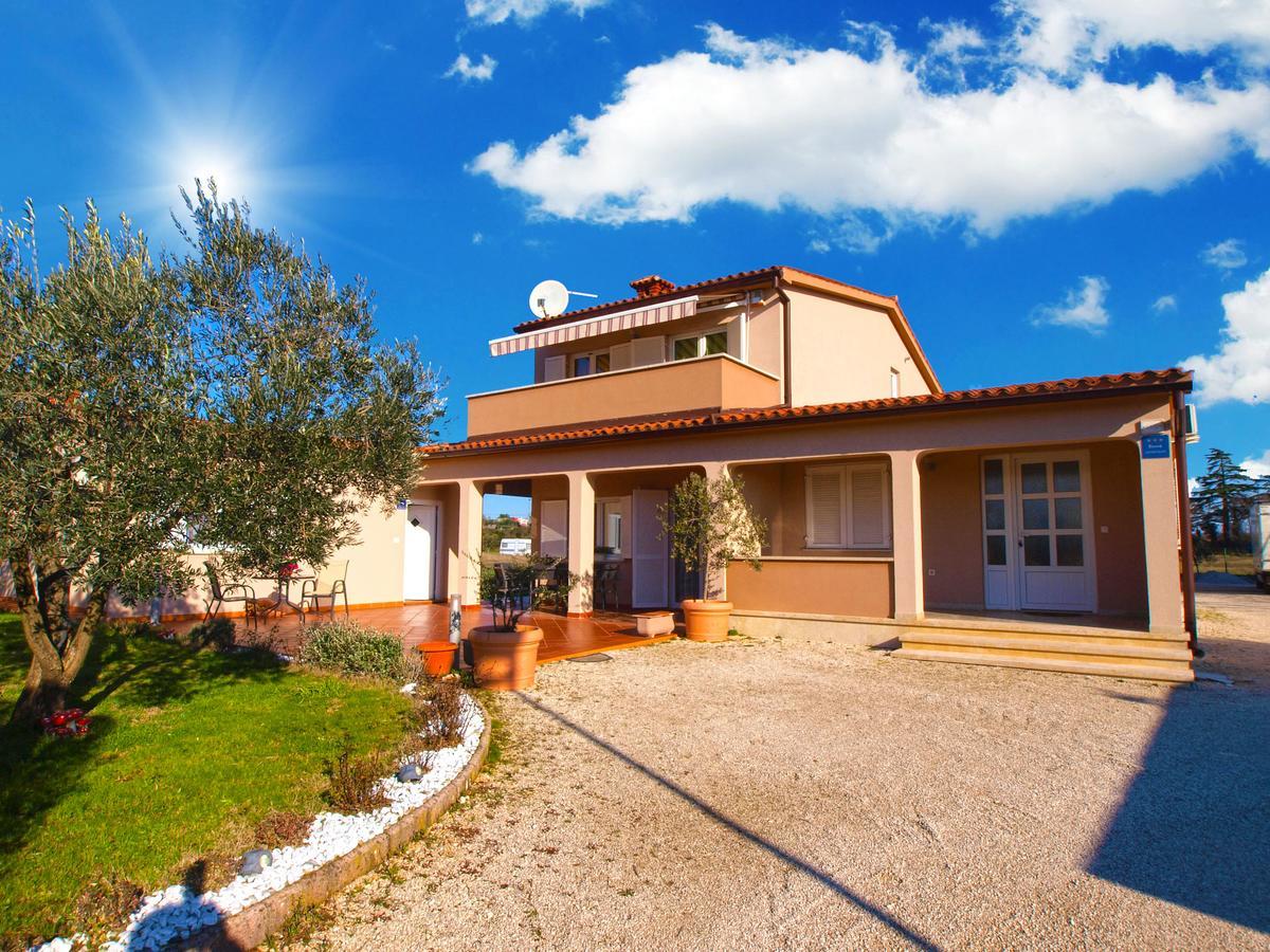 Apartments Iva 1534 PUY 외부 사진
